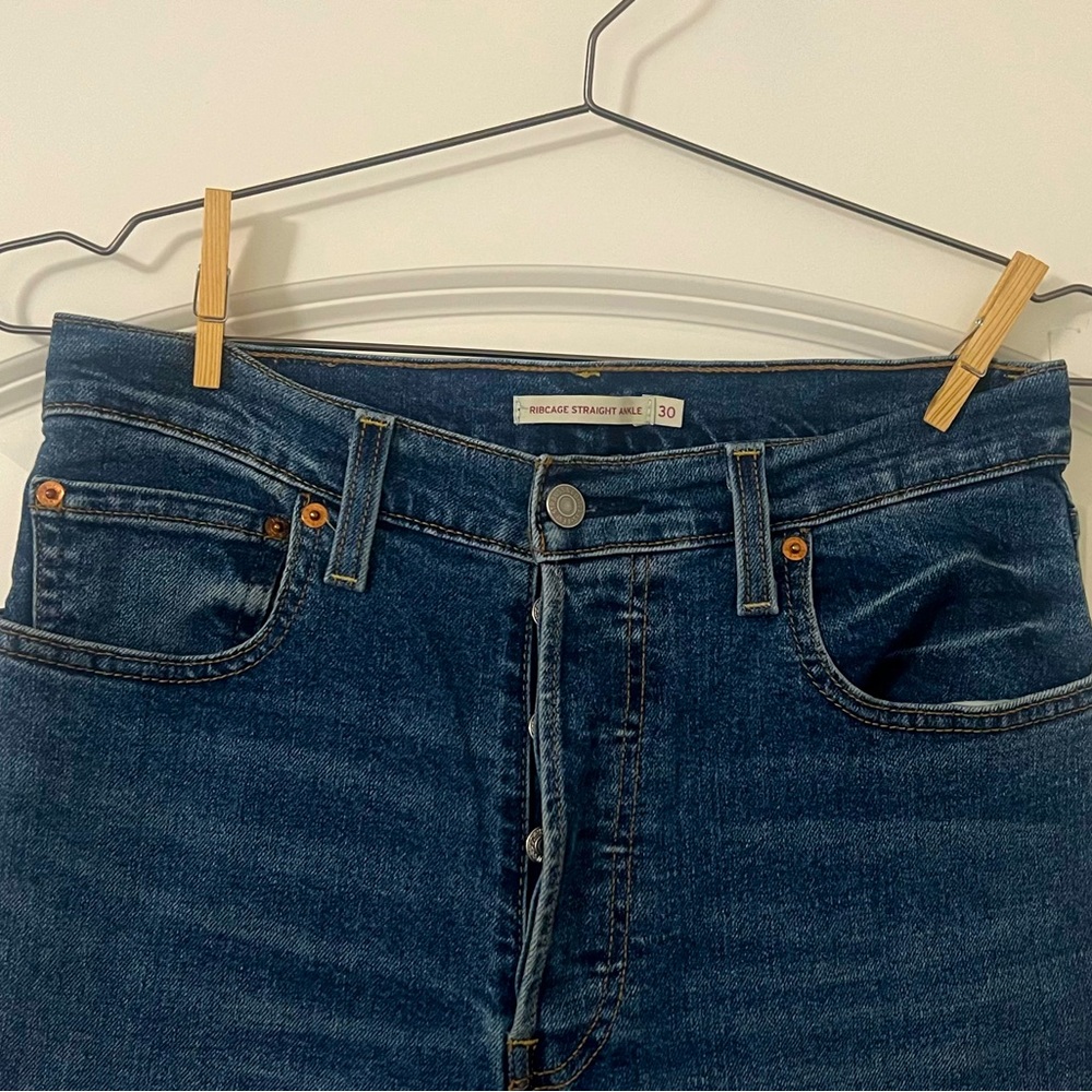LEVI’S Ribcage Straight Ankle size 30